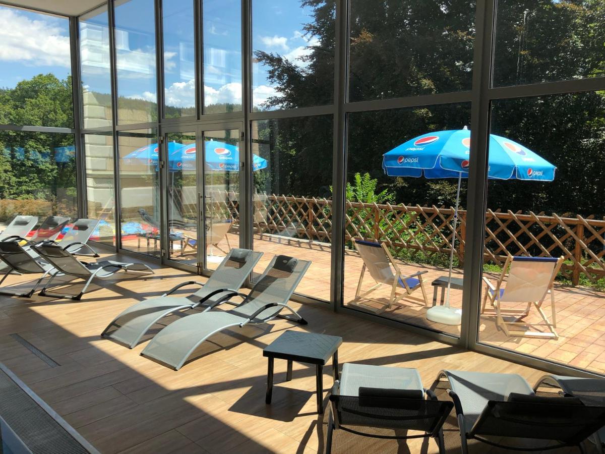 Hotel U Zamecku Cihelny 카를로비바리 외부 사진