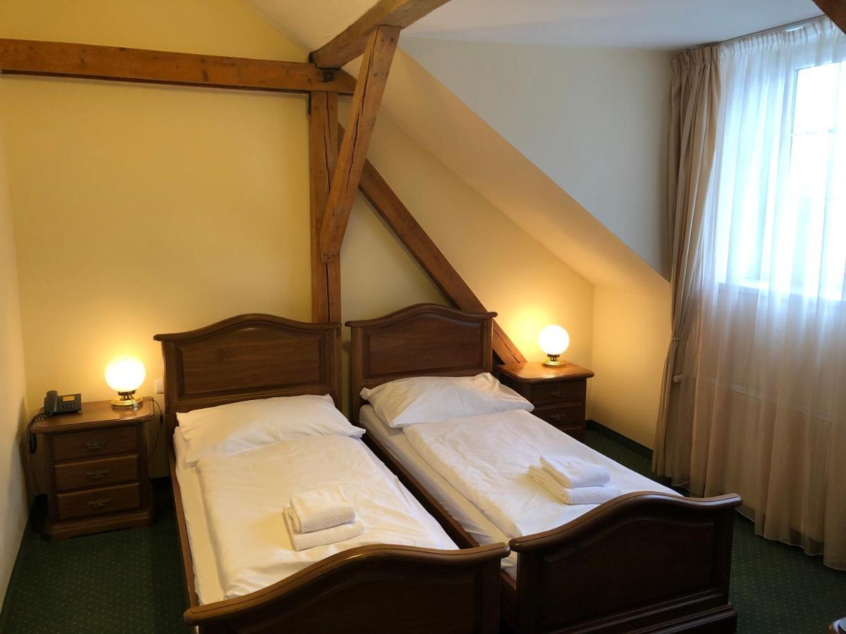 Hotel U Zamecku Cihelny 카를로비바리 외부 사진