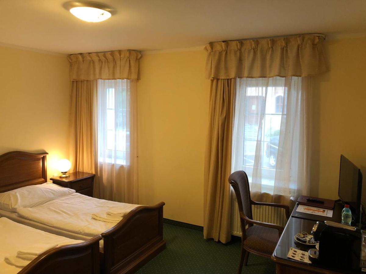 Hotel U Zamecku Cihelny 카를로비바리 외부 사진