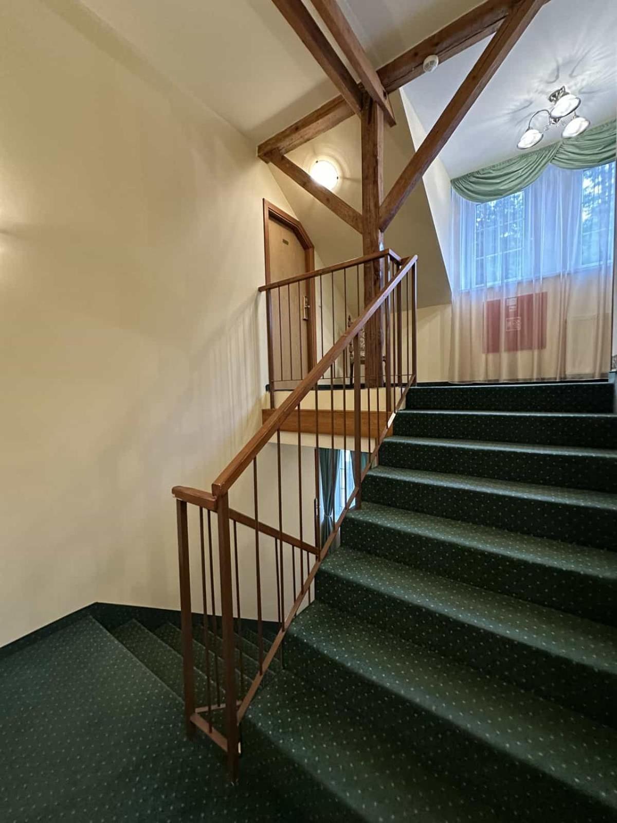Hotel U Zamecku Cihelny 카를로비바리 외부 사진