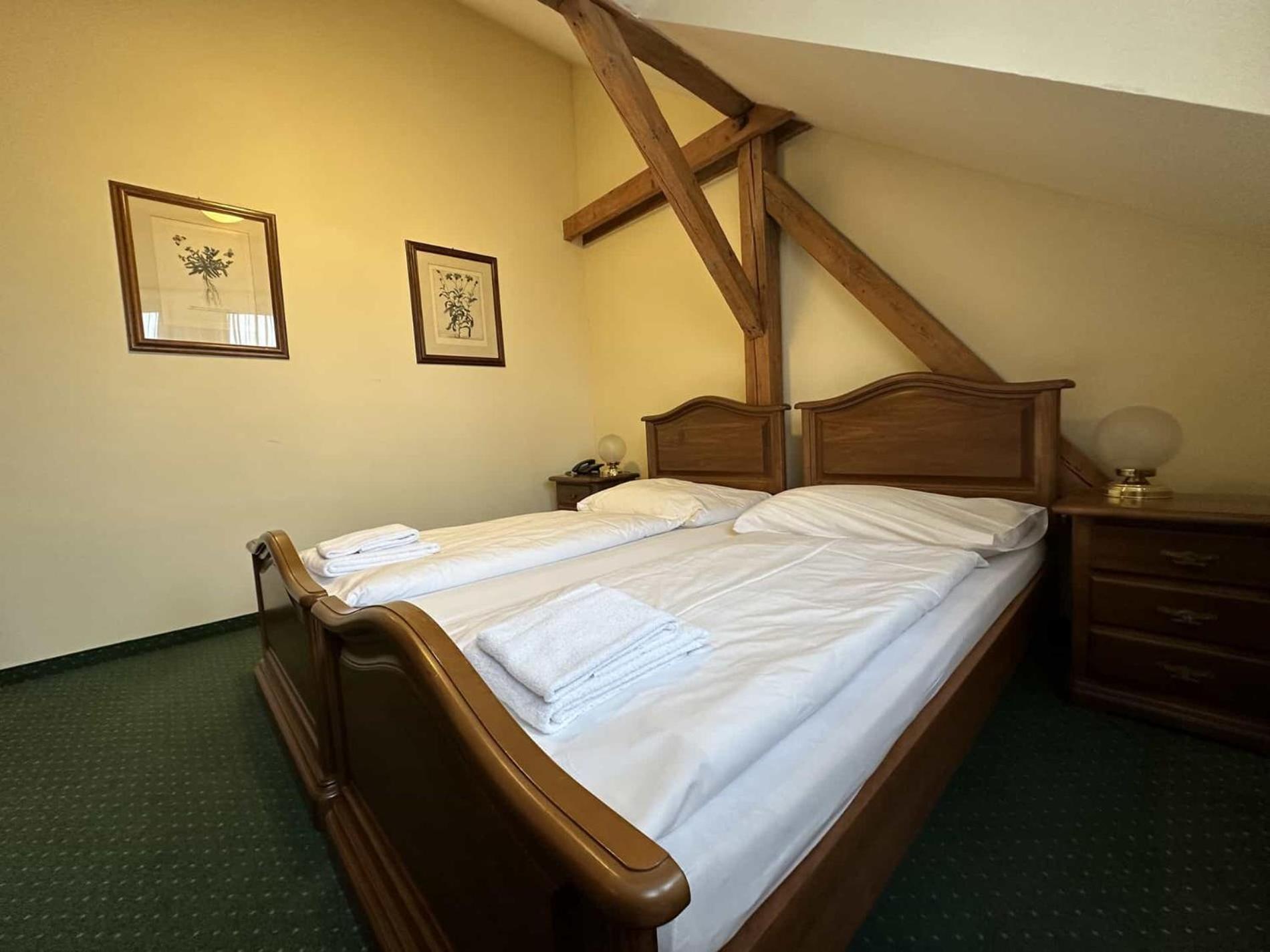 Hotel U Zamecku Cihelny 카를로비바리 외부 사진