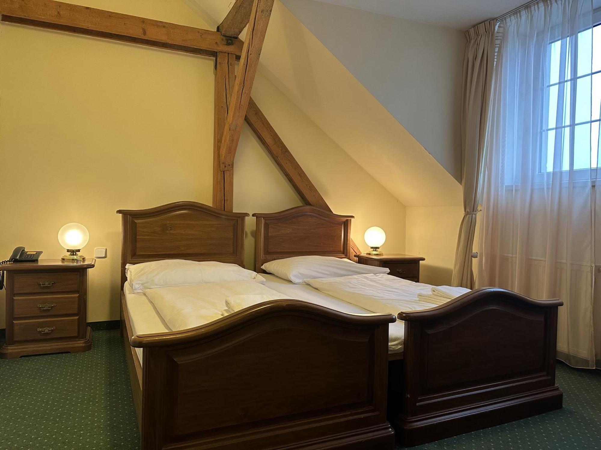 Hotel U Zamecku Cihelny 카를로비바리 외부 사진